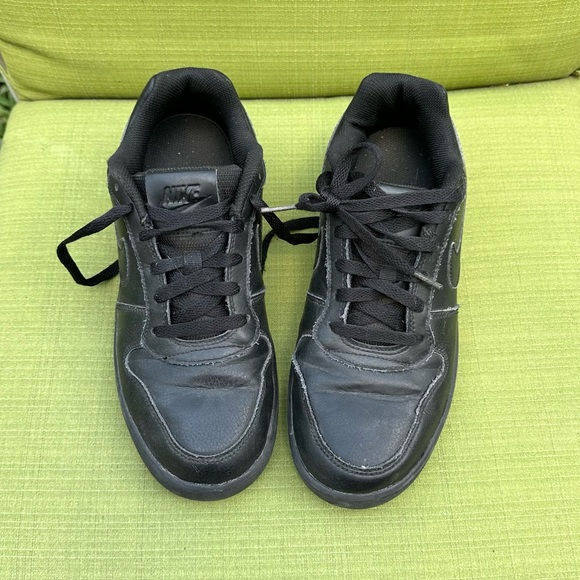 Nike Men’s Ebernon Low “triple black” sneakers athletic shoes - Picture 1 of 5